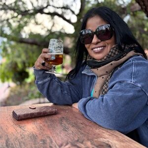 Meet your Posher, Belkis